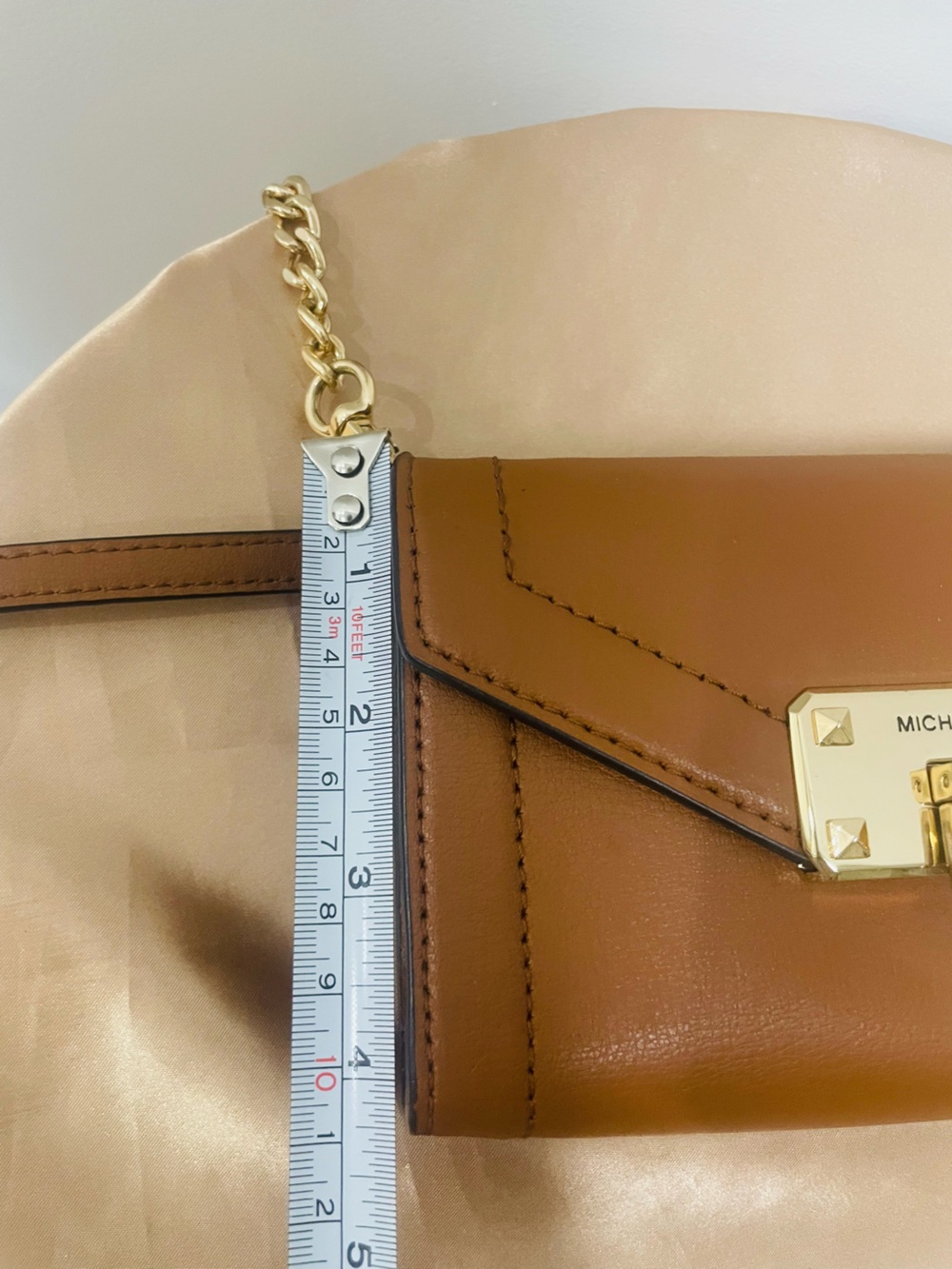 Michael Kors Kinsley Brown Leather Crossbody Chain Bag - Picture 7 of 9